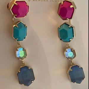 EEUC - Kendra Scott Ruthie Color Bar Earrings